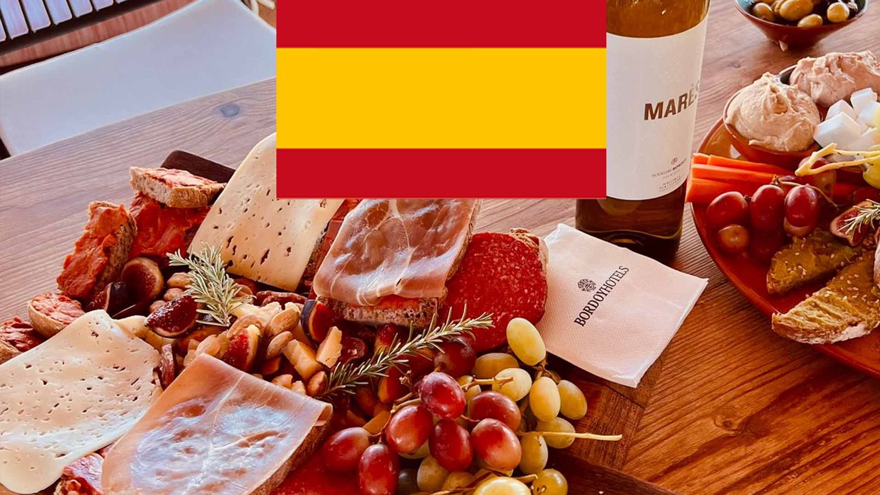 Wine tasting in Spanish with tapas at Bodegas Bordoy